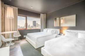 Отель Hotel Zero 1 Montreal  Монреаль